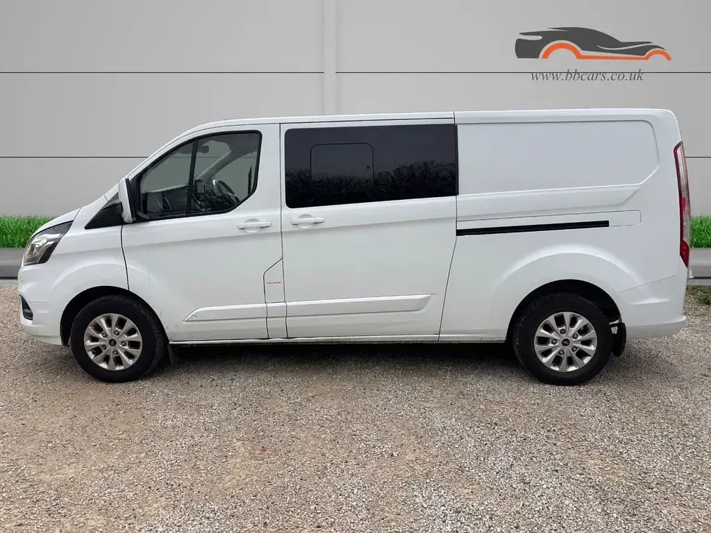 Used Ford Transit Custom Limited 2022 White Van
