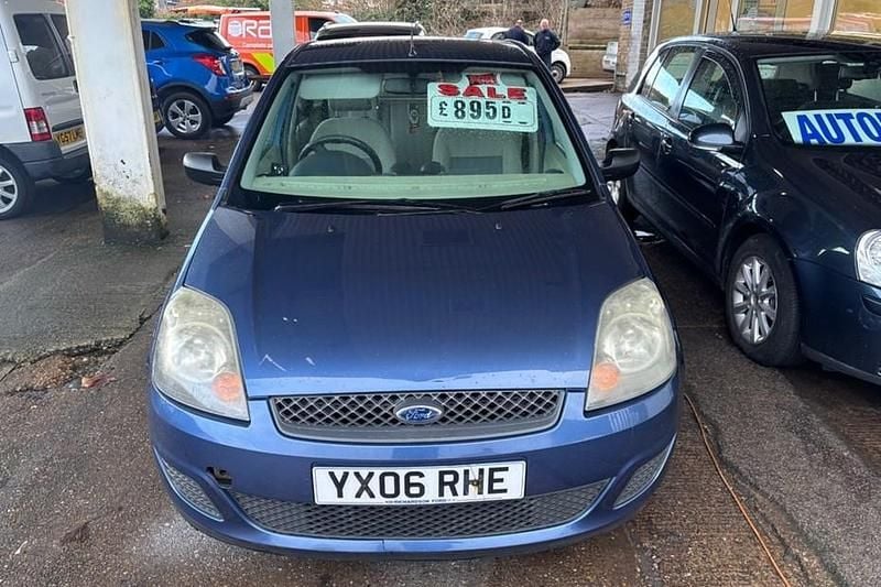 Blue Used 2006 Ford Fiesta Style Hatchback | £895 (Good price) - Image 1/1