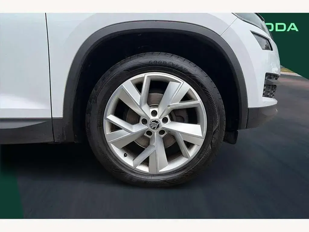 Used Skoda Kodiaq 150 HP (110 kW) 2018 White SUV