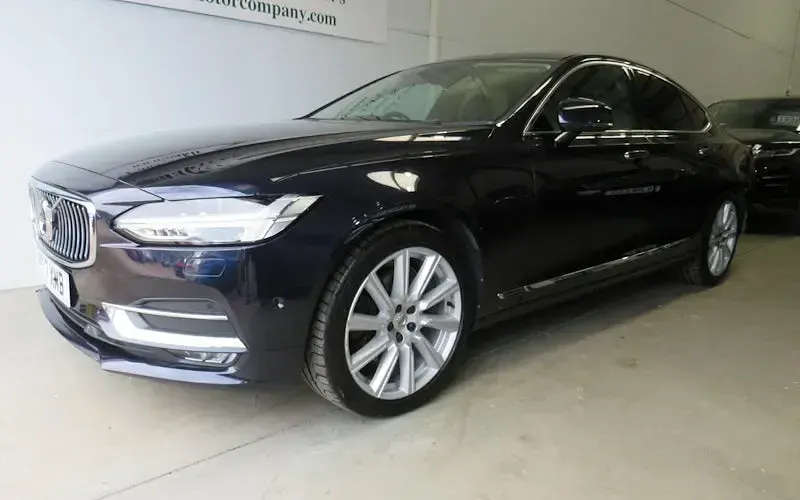 Used Volvo S90 Inscription 235 HP (172 kW) 2019 Sedan