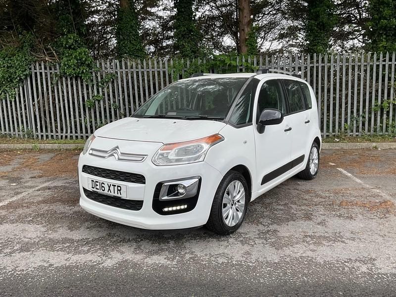 White Used 2016 Citroën C3 Picasso MPV | £3,495 (Fair price) - Image 1/4