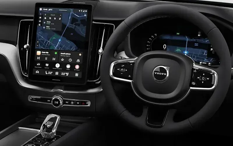 New Volvo XC60 Plus 334 HP (245 kW) 2026 Vapour grey SUV