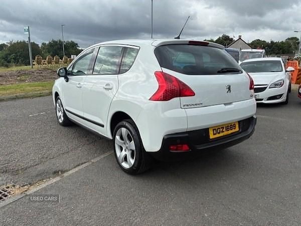 Used Peugeot 3008 Active 2012 White Hatchback