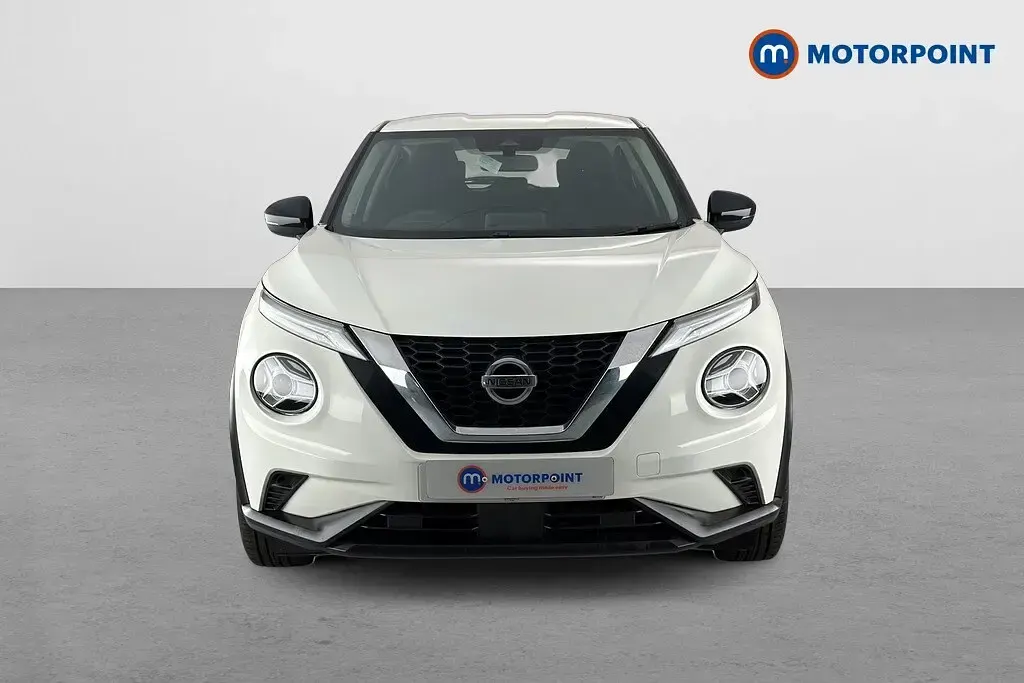 Used Nissan Juke Acenta 114 HP (83 kW) 2022 White SUV