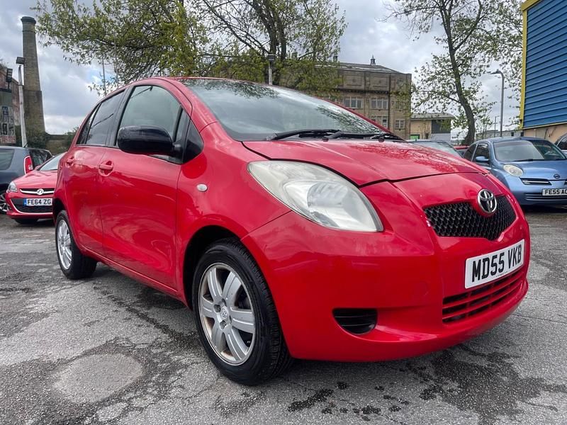 Used Toyota Yaris T3 2006 Red Hatchback