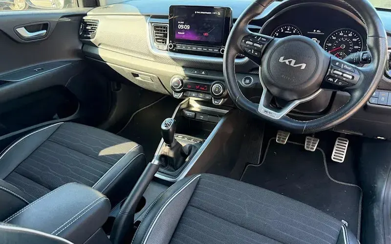 Used Kia Stonic GT-Line S 120 HP (88 kW) 2023 Grey SUV