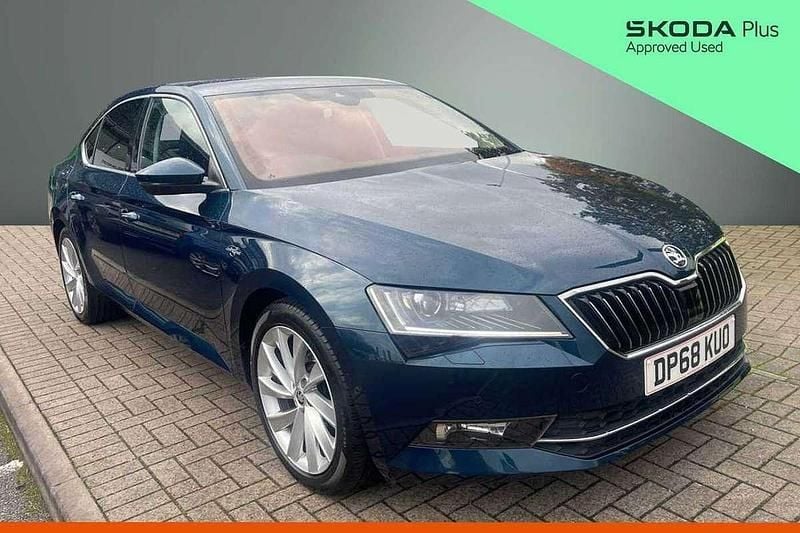 Lava blue metallic Used 2018 Skoda Superb Hatchback | £19,495 (Fair price) - Image 1/4