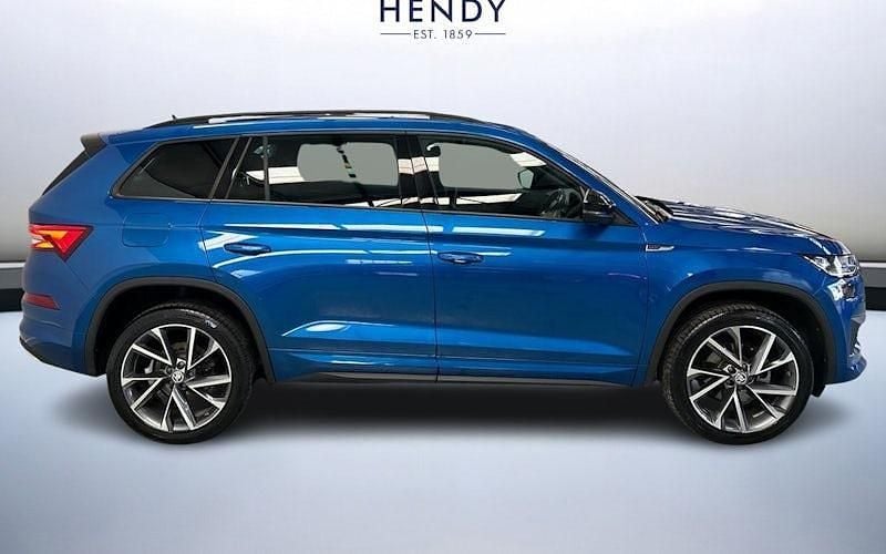 Used Skoda Kodiaq SportLine 150 HP (110 kW) 2024 Race blue metallic SUV