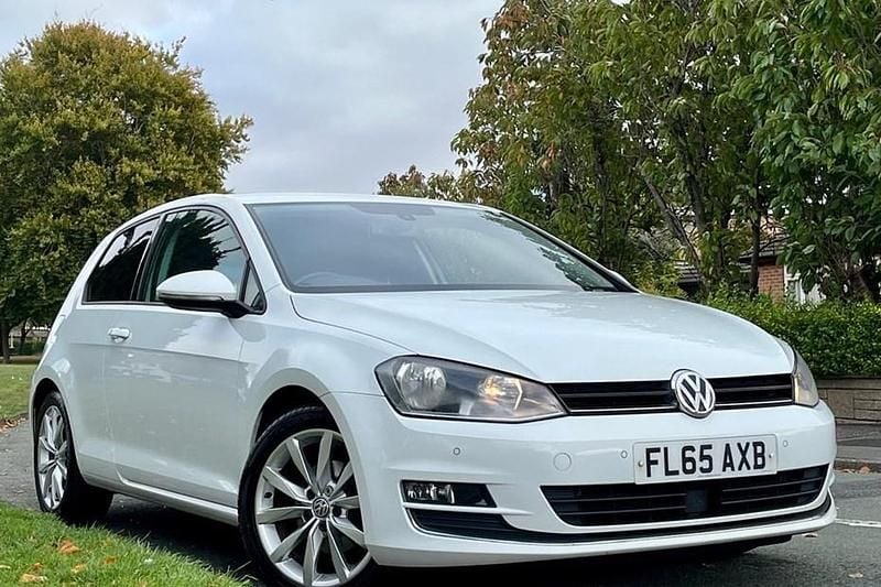 White Used 2015 VW Golf VII GT Hatchback | £4,995 (Good price) - Image 1/1