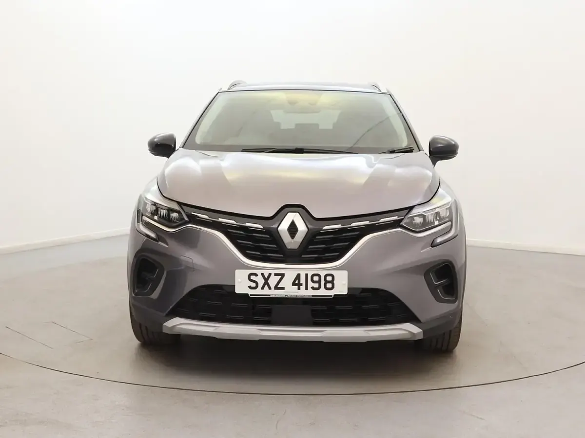 Used Renault Captur Techno 143 HP (105 kW) 2023 Grey/black SUV