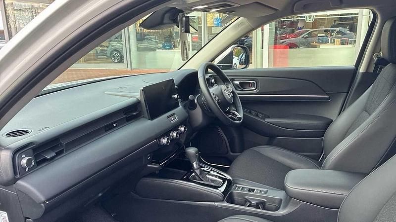 Used Honda HR-V Advance 131 HP (96 kW) 2024 White SUV