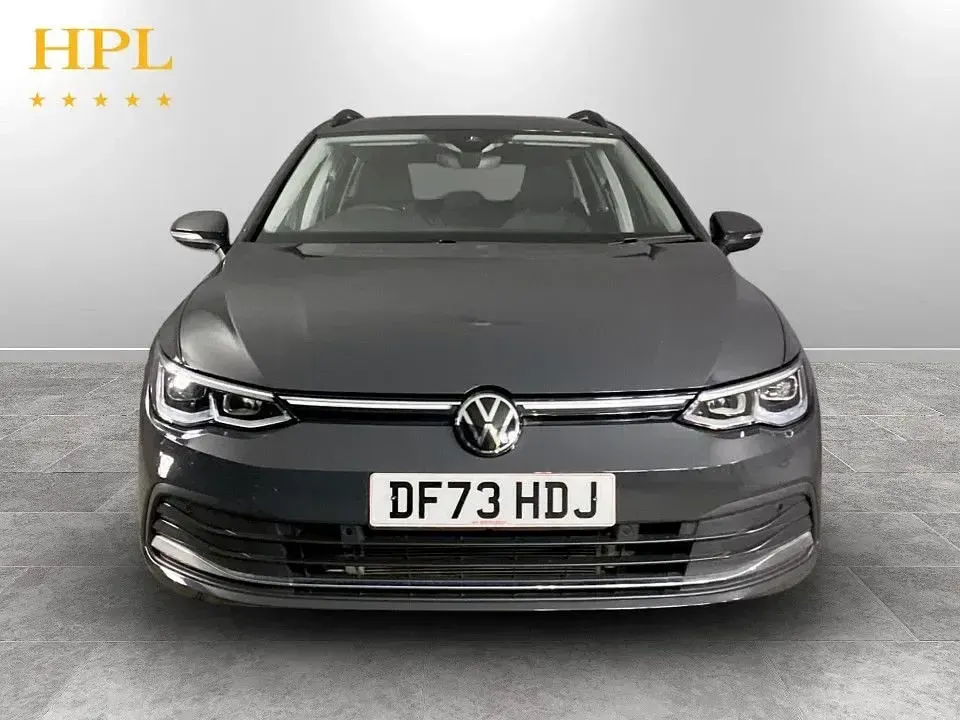 Used VW Golf VIII Style 130 HP (95 kW) 2023 Grey Estate