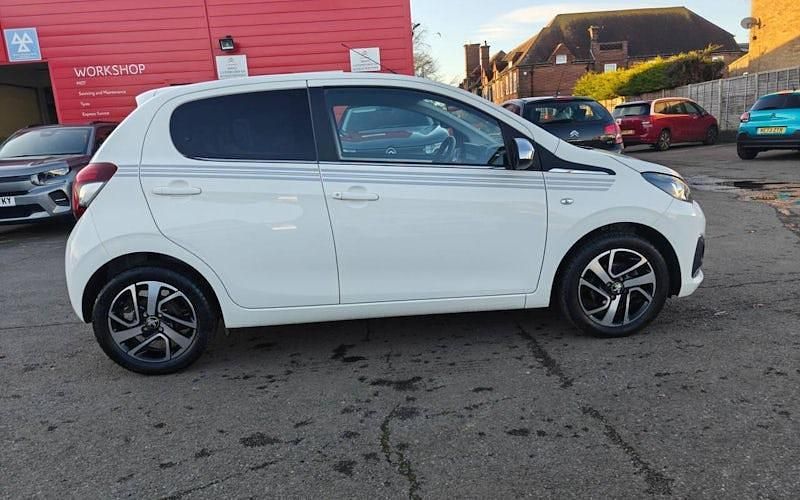 Used Peugeot 108 Collection 72 HP (52 kW) 2022 Hatchback