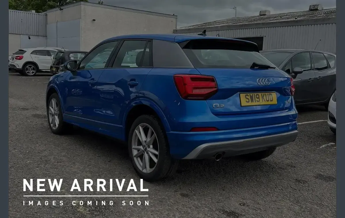Begagnad Audi Q2 S-Line 113 HK (83 kW) 2019 Blå SUV
