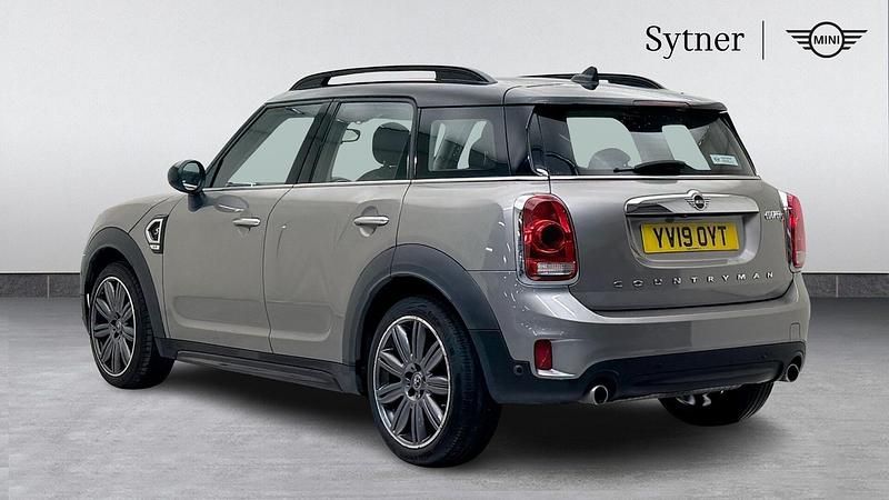 Begagnad Mini Cooper S Countryman Exclusive 189 HK (139 kW) 2019 Silver SUV