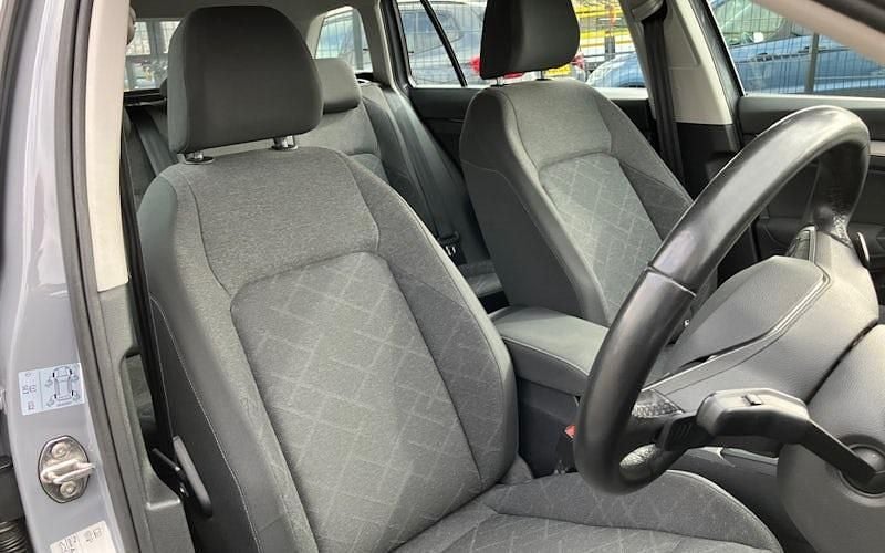 Used VW Golf VIII Life 116 HP (85 kW) 2023 Estate