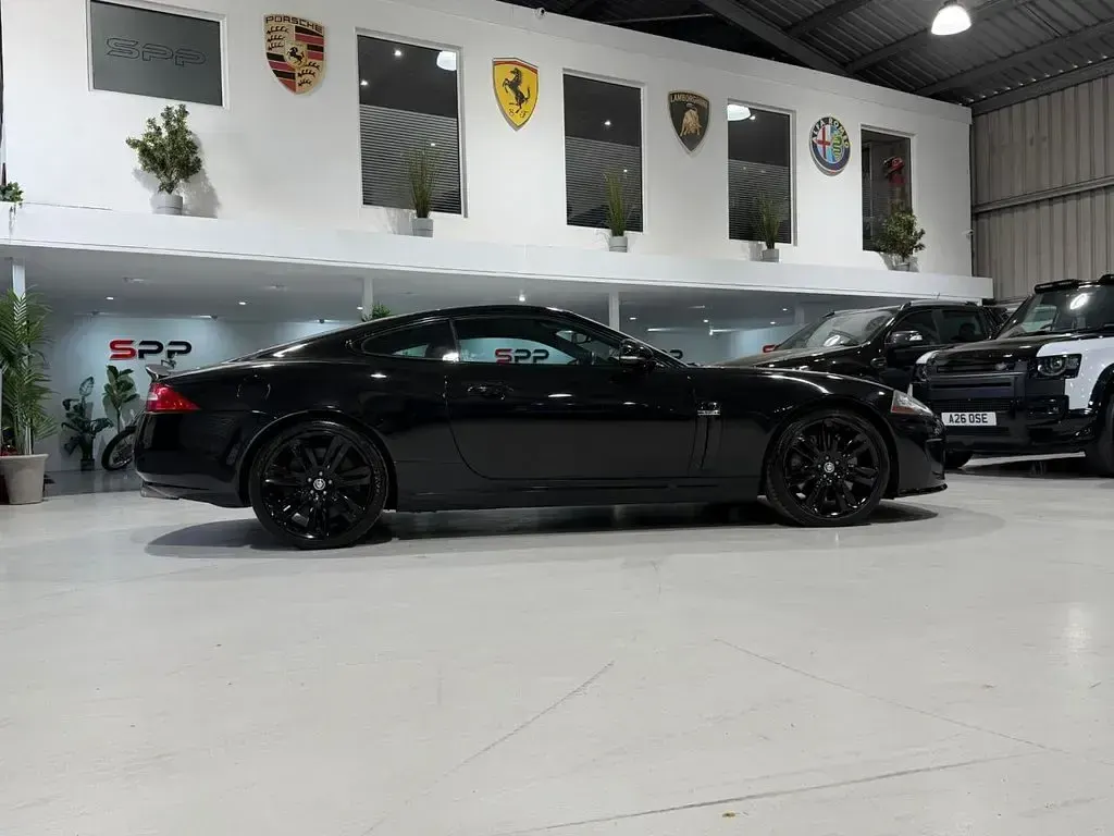 Used Jaguar XKR 510 HP (375 kW) 2010 Black Coupe