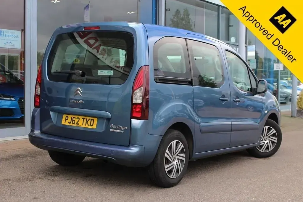 Gebraucht Citroën Berlingo VTR Sport 90 PS (66 kW) 2013 Blau Van / Kleinbus