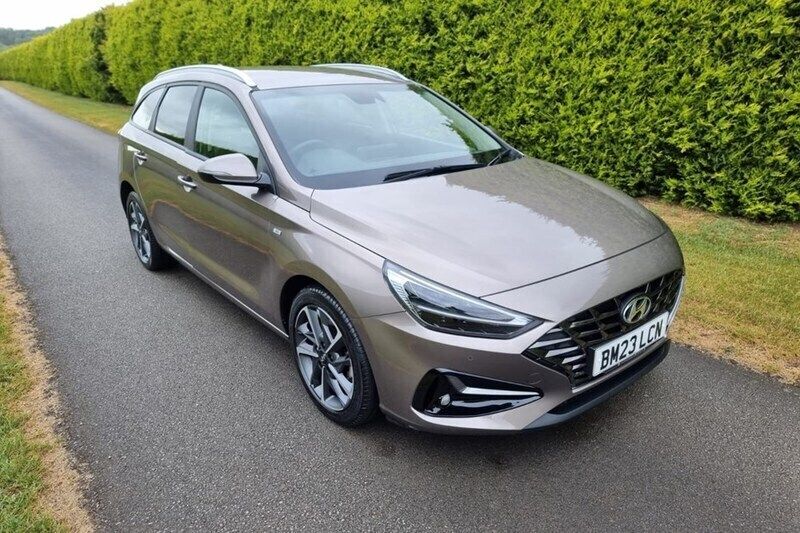 Used Hyundai i30 Premium 120 HP (88 kW) 2023 Estate