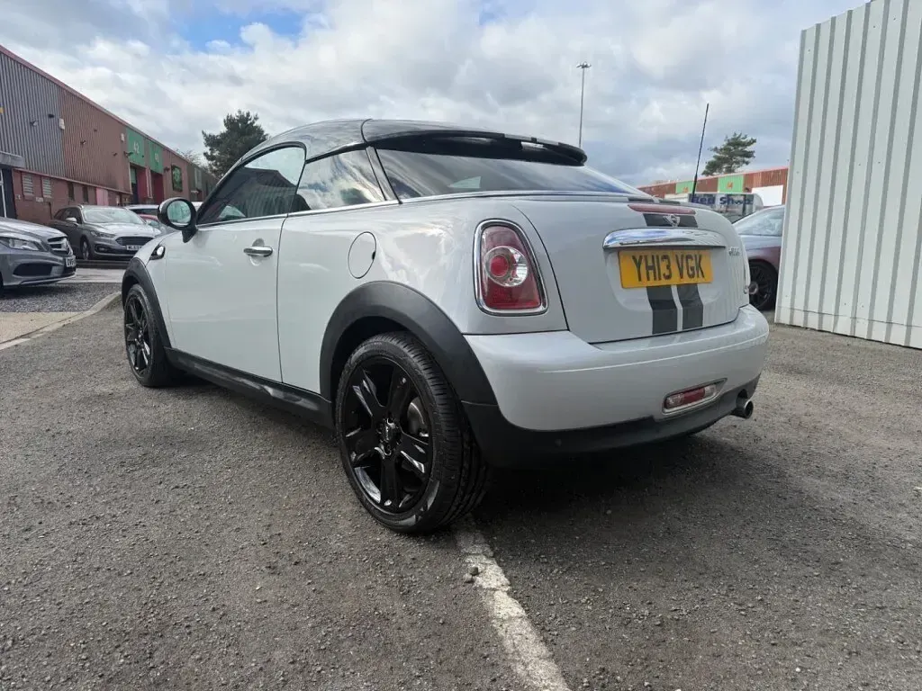 Used Mini Cooper Coupé 122 HP (89 kW) 2013 Silver Coupe