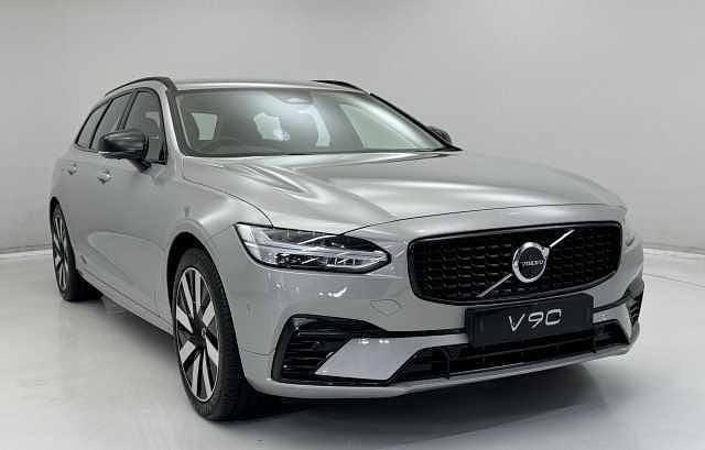 New Volvo V90 Plus 345 HP (253 kW) 2026 Estate