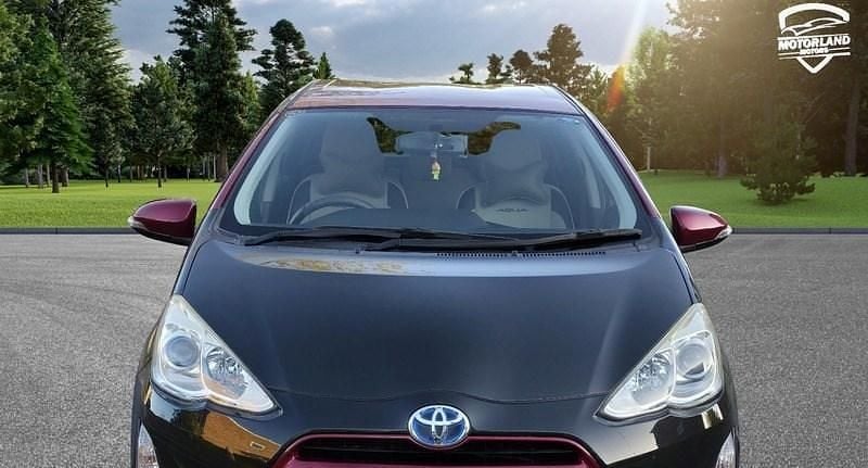 Used Toyota Yaris Hybrid 2015 Black