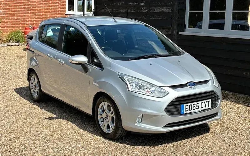 Used Ford B-MAX Zetec 125 HP (91 kW) 2016 MPV