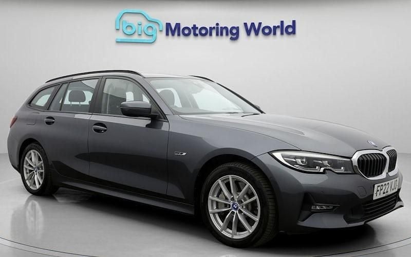 Used 2022 BMW 330e Estate | £17,800 (Super price) - Image 1/4