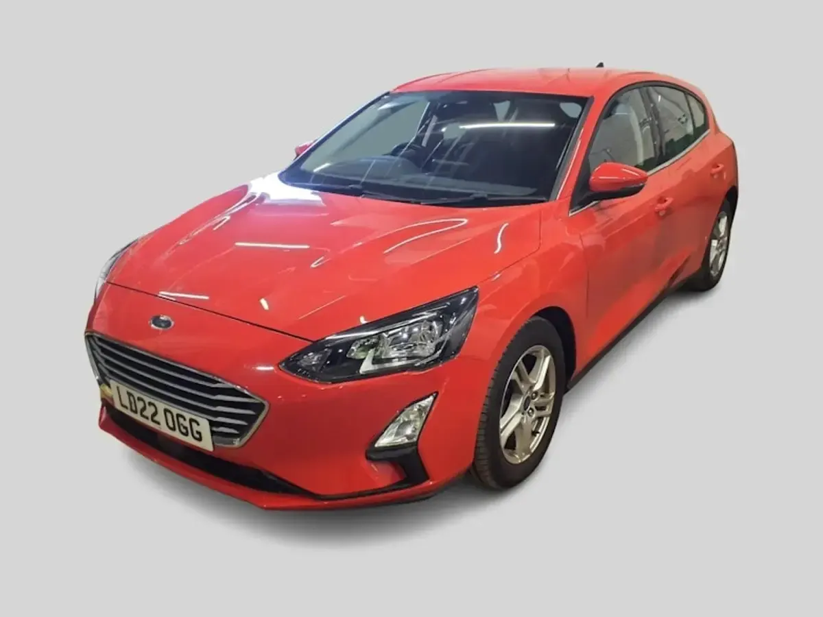 Begagnad Ford Focus Zetec 125 HK (91 kW) 2021 Röd Halvkombi