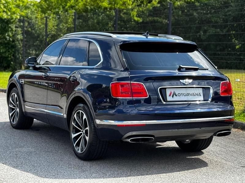 Used Bentley Bentayga 2016 Blue SUV
