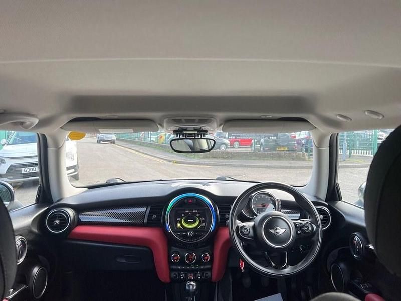 Used Mini Cooper S Hatch 192 HP (141 kW) 2015 White Hatchback