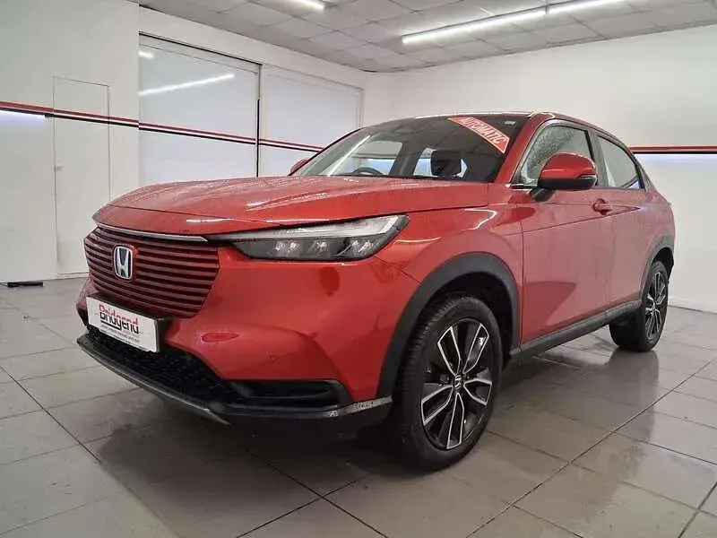 Used Honda HR-V Elegance 129 HP (94 kW) 2022 Red SUV