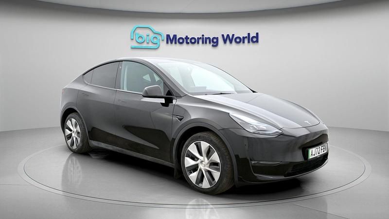 Used Tesla Model Y Long Range AWD 378 kW (514 HP) 2022 Black SUV