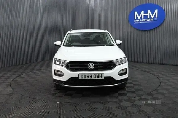 Used VW T-Roc SE 115 HP (84 kW) 2020 White SUV