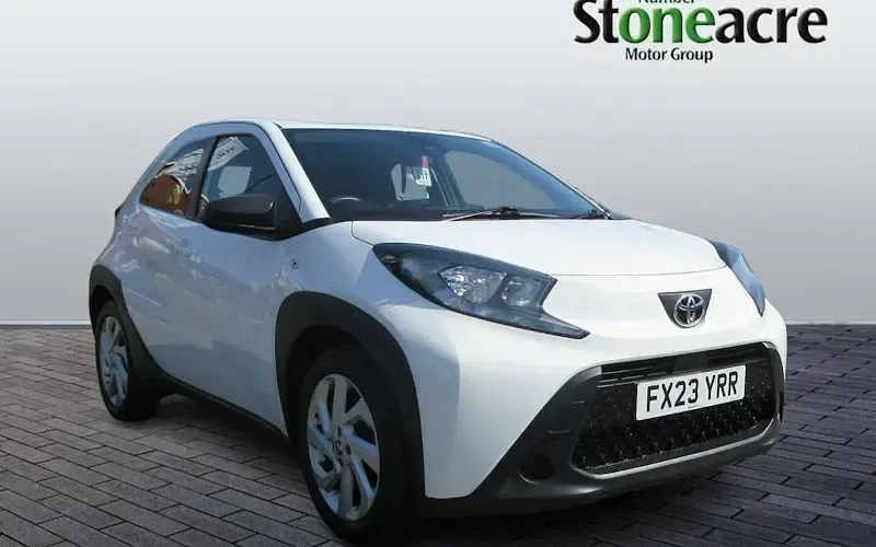 Used Toyota Aygo X PURE 72 HP (52 kW) 2023 SUV