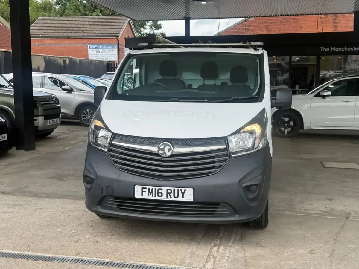 Used Vauxhall Vivaro S 2016 White