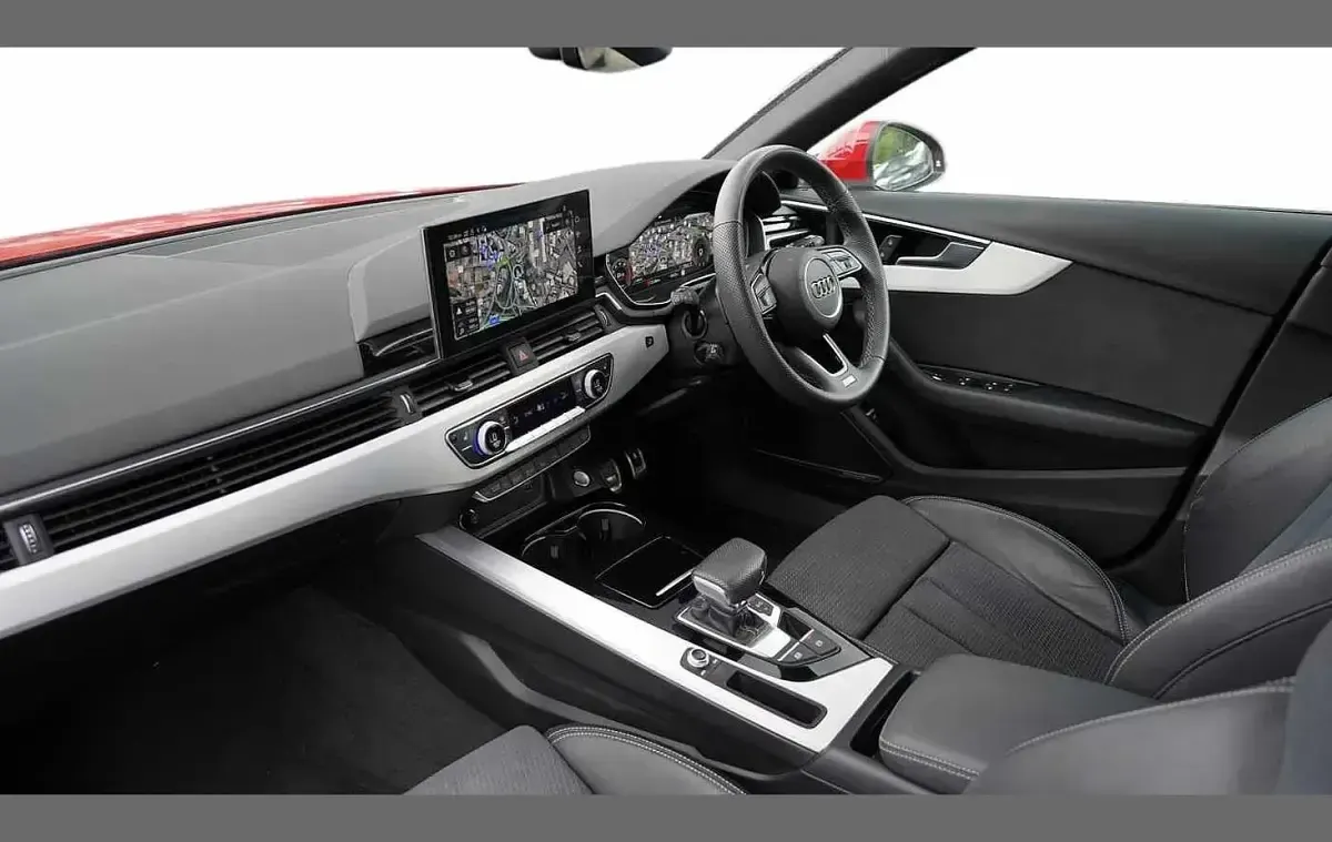 Used Audi A4 S-Line 200 HP (147 kW) 2024 Red Estate