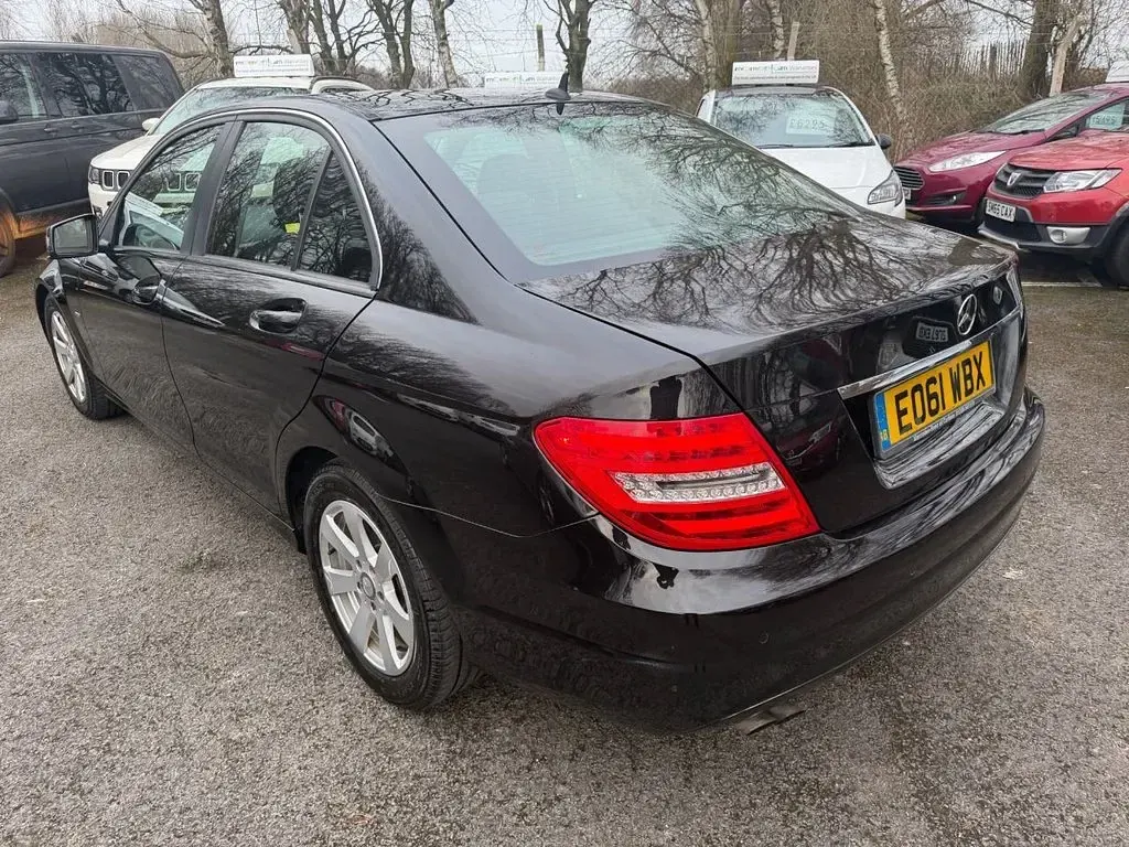 Used Mercedes C180 Edition 1 156 HP (114 kW) 2011 Black Sedan