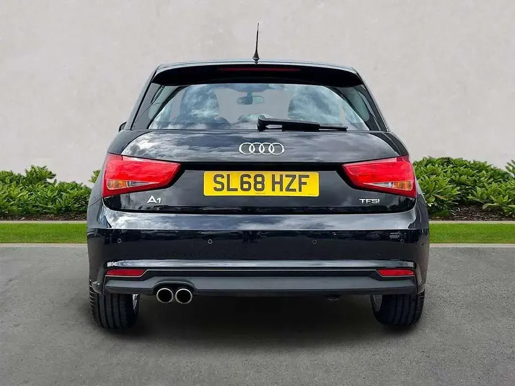 Used Audi A1 Sport 125 HP (91 kW) 2018 Black Hatchback