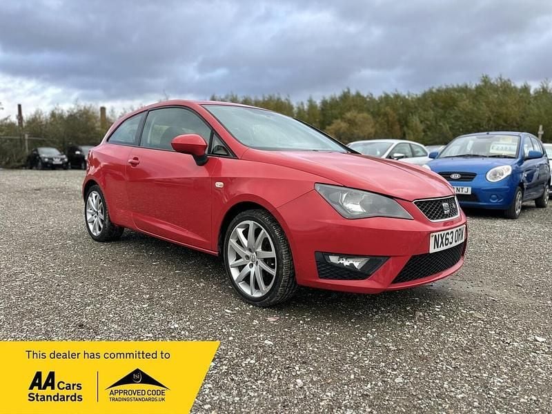 Red Used 2013 Seat Ibiza FR Hatchback | £3,695 (Fair price) - Image 1/4