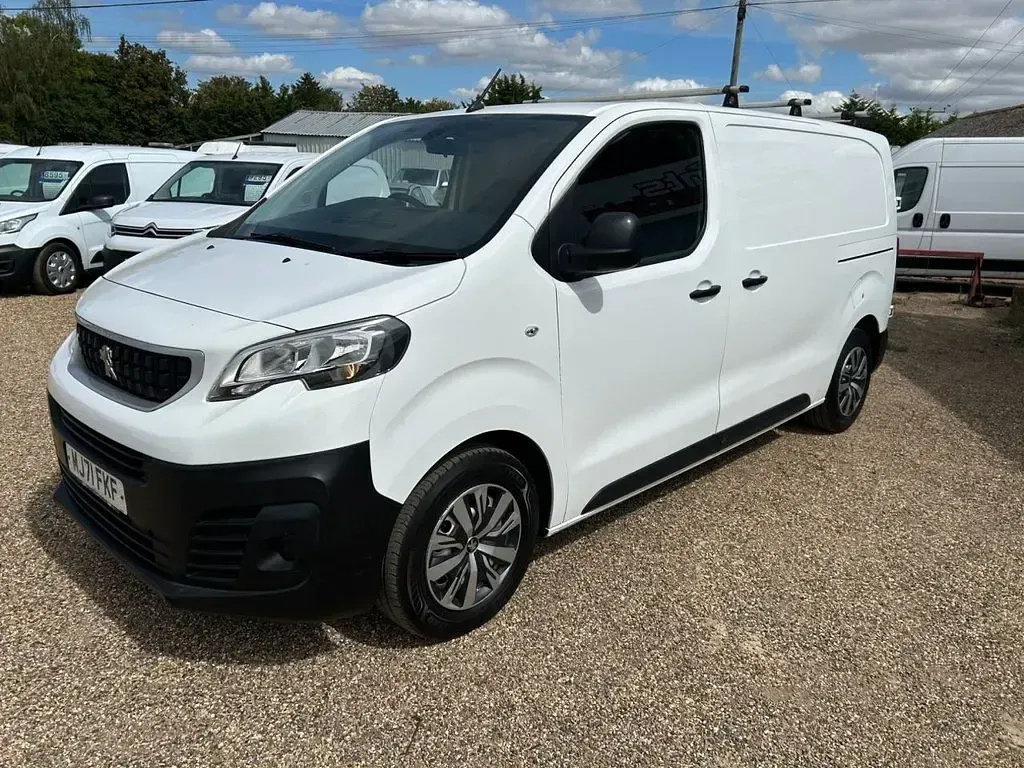 Used Peugeot Expert 2021 White Van