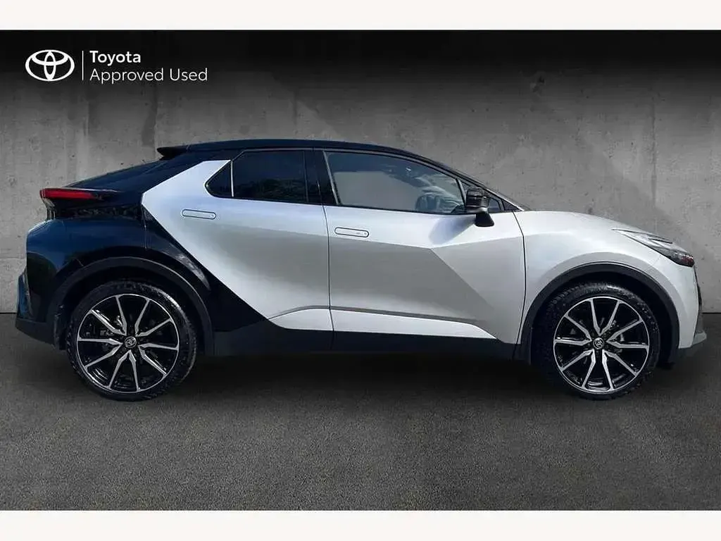 Used Toyota C-HR Sport 197 HP (144 kW) 2025 Silver SUV