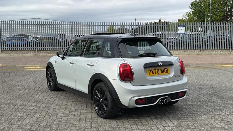 Used Mini Cooper S Classic 189 HP (139 kW) 2020 Silver Hatchback