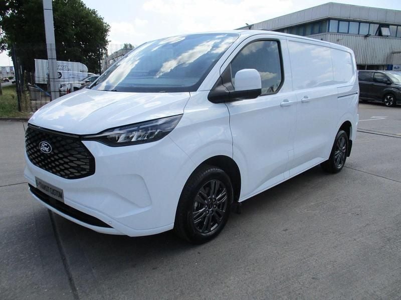 Ny Ford Transit Limited 100 kW (136 HK) 2025 Vit Van