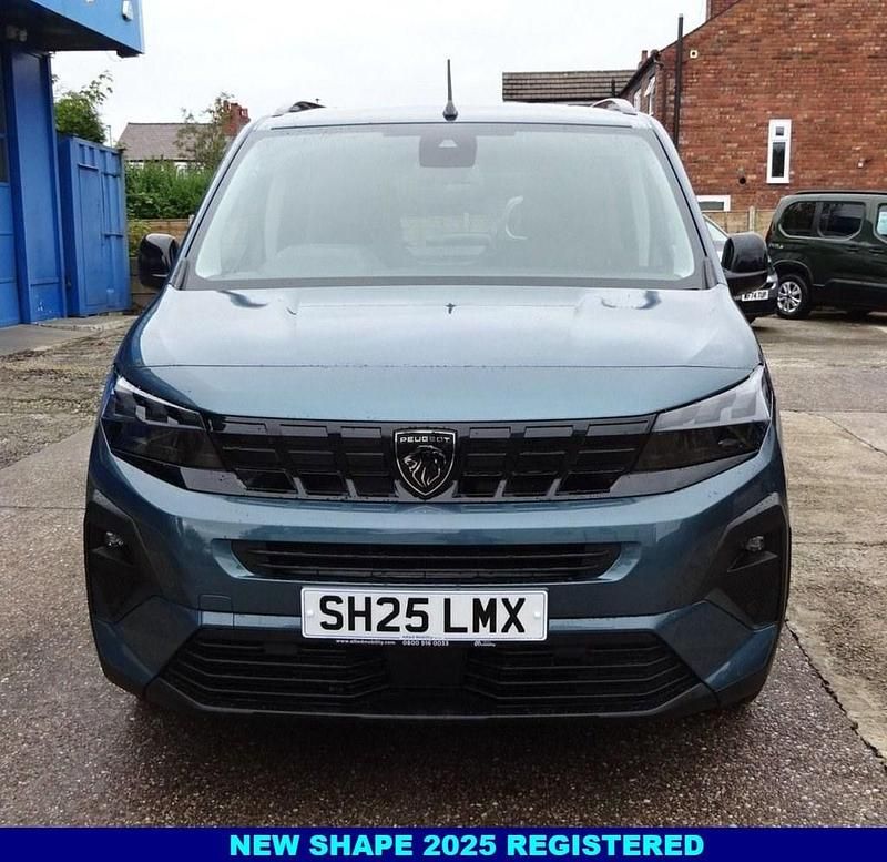 Used Peugeot Rifter Allure 2025 Blue MPV