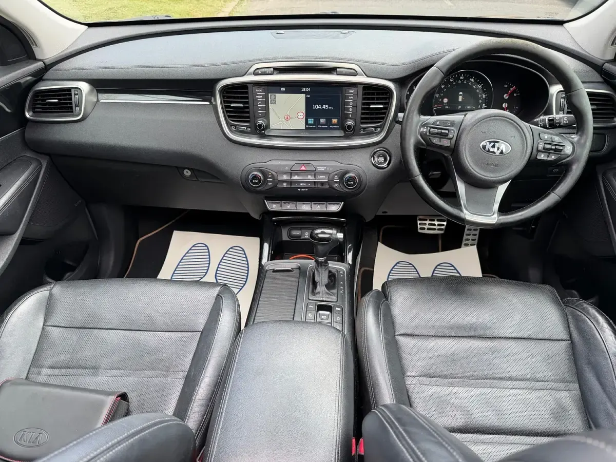 Used Kia Sorento 200 HP (147 kW) 2017 Black SUV