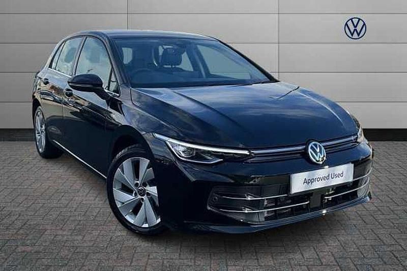 New 2025 VW Golf VIII | £30,084 - Image 1/4