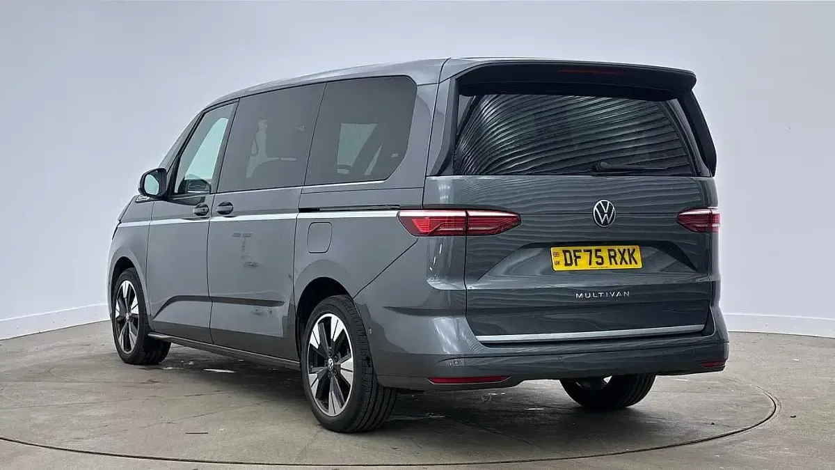 Used VW Multivan Style 150 HP (110 kW) 2026 Grey MPV