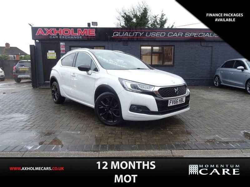 White Used 2016 DS Automobiles DS4 Hatchback | £5,495 (Fair price) - Image 1/4