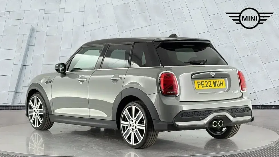 Used Mini Cooper S Exclusive 176 HP (129 kW) 2022 Grey Hatchback